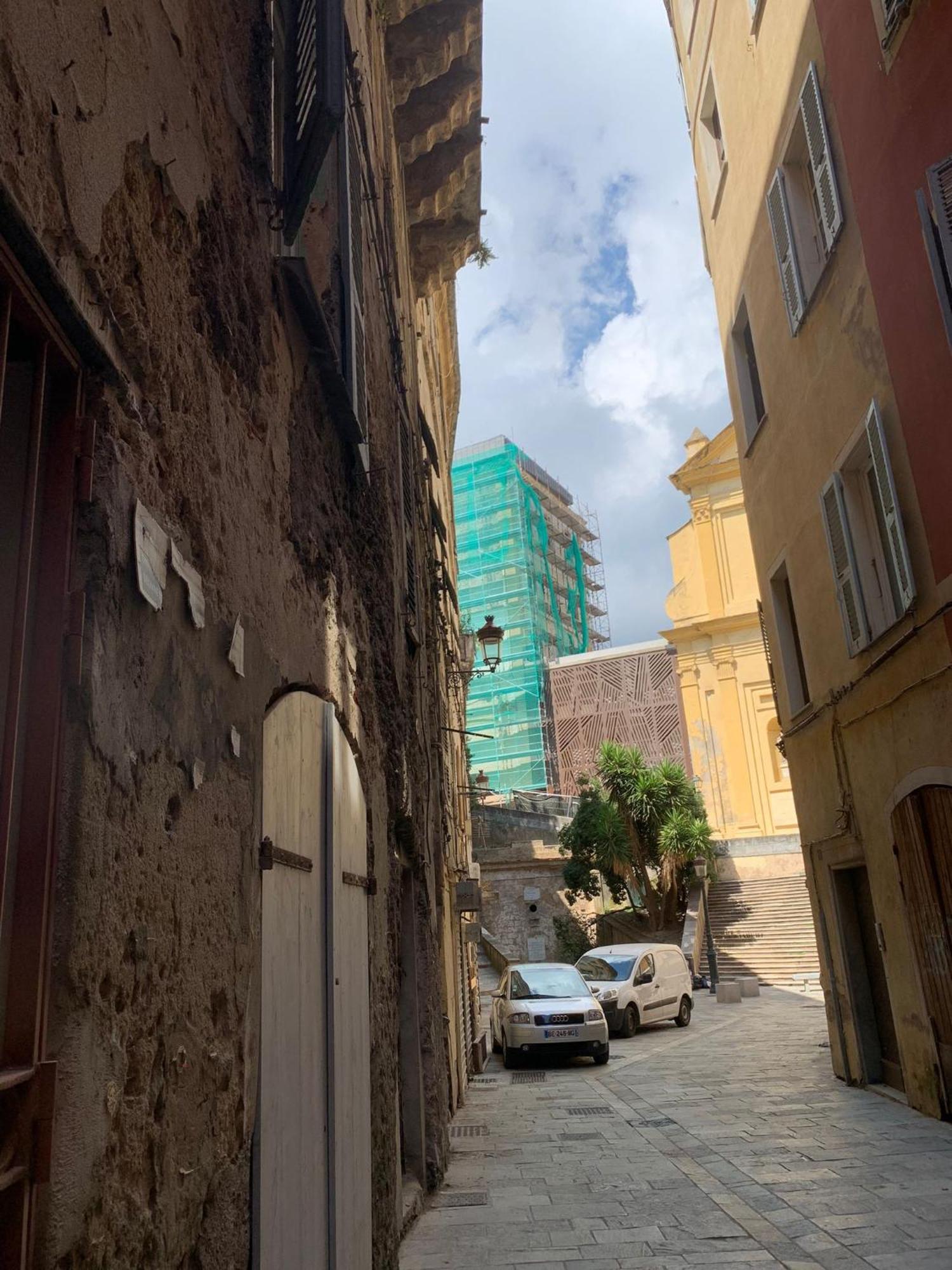 Maison Colonnes 4 Personnes Bastia  Eksteriør billede